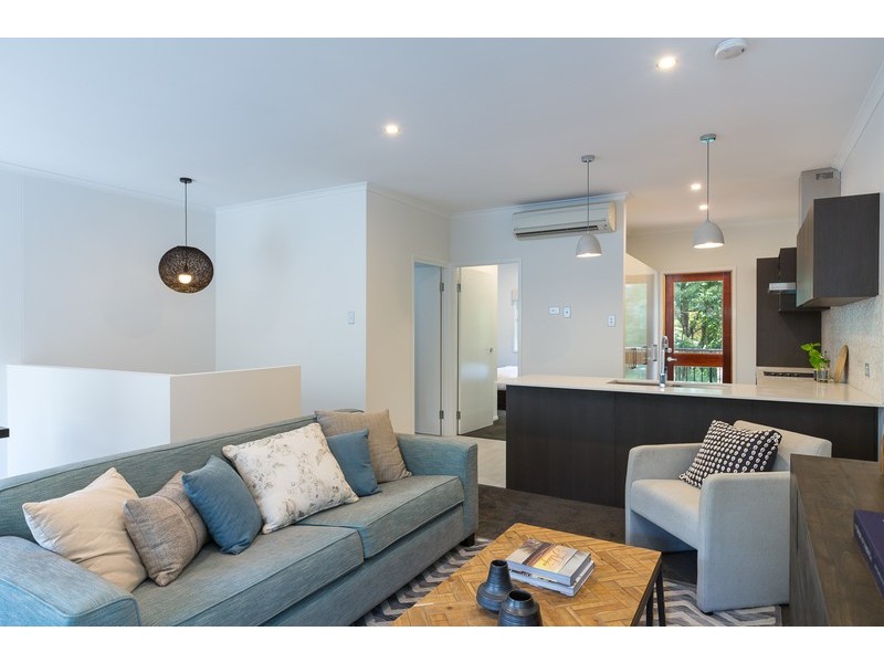 2/123 Indooroopilly Road, Taringa QLD 4068