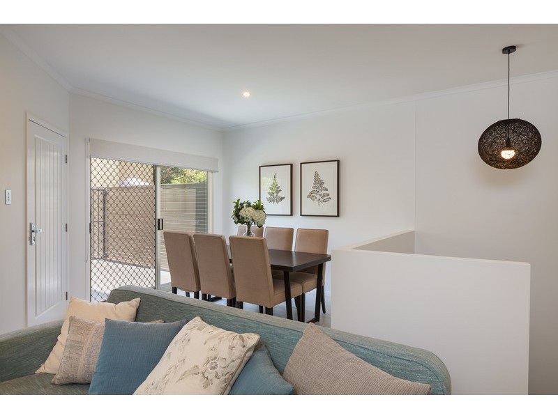 2/123 Indooroopilly Road, Taringa QLD 4068