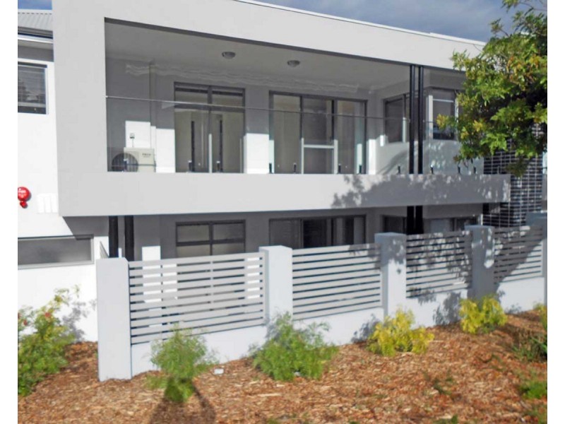 1/106 Hodgson Street, Tuart Hill WA 6060