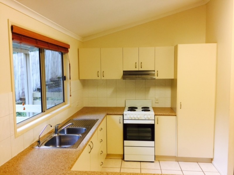 76 Fowler Court, Bonogin QLD 4213