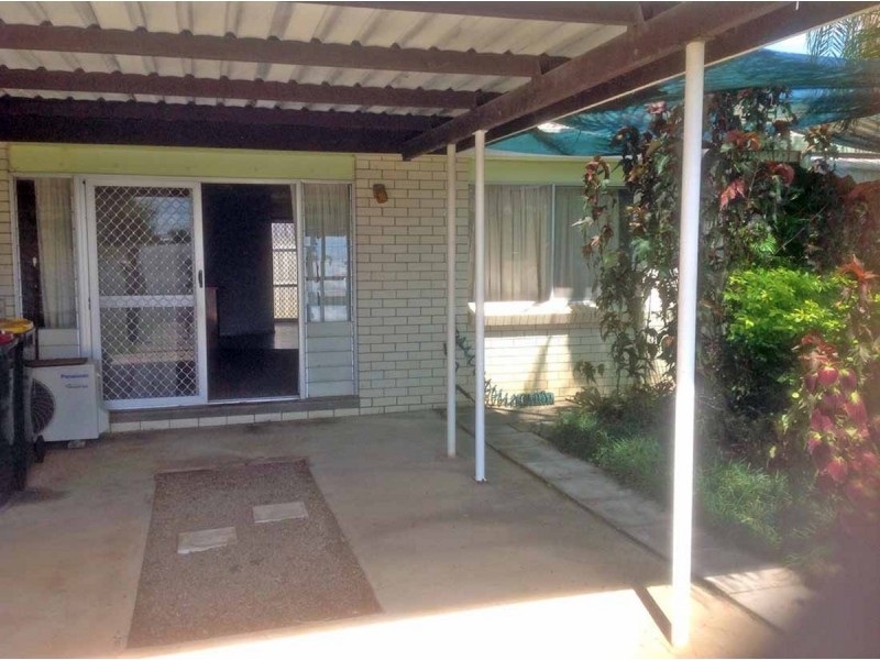 2/35 Hoffmann Street, Granville QLD 4650