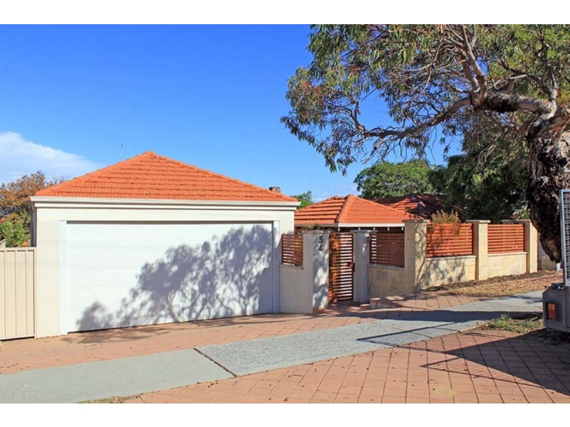 54 Francis Avenue, Karrinyup WA 6018