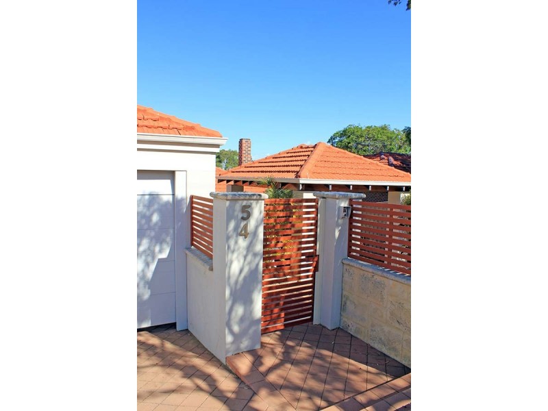 54 Francis Avenue, Karrinyup WA 6018