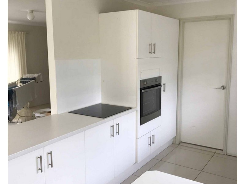 2 Casetta Court, Varsity Lakes QLD 4227