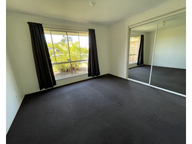 2 Casetta Court, Varsity Lakes QLD 4227