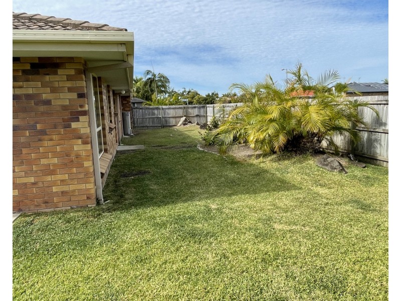 2 Casetta Court, Varsity Lakes QLD 4227