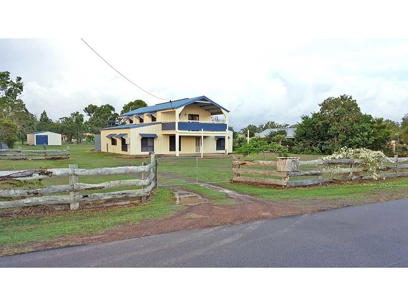 13 Pharlap Parade, Branyan QLD 4670