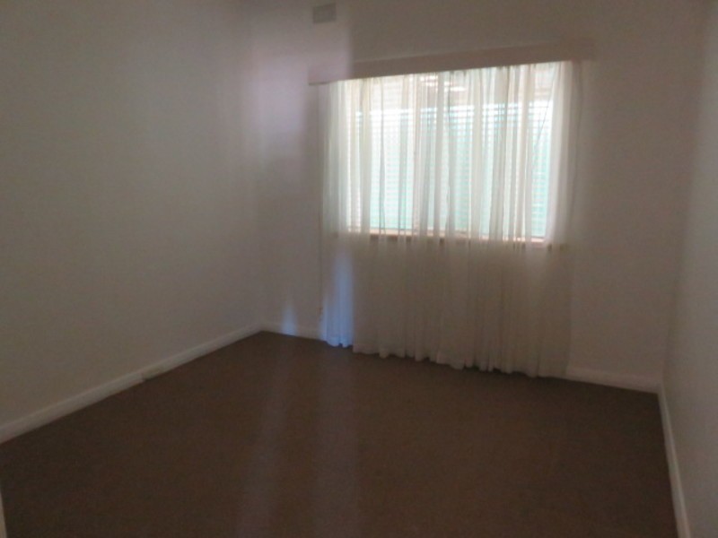 4 Harley Road, Croydon Park SA 5008