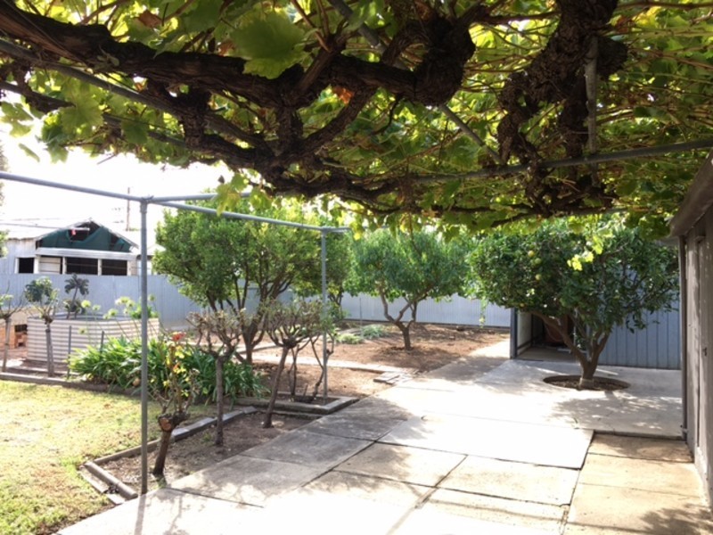 4 Harley Road, Croydon Park SA 5008