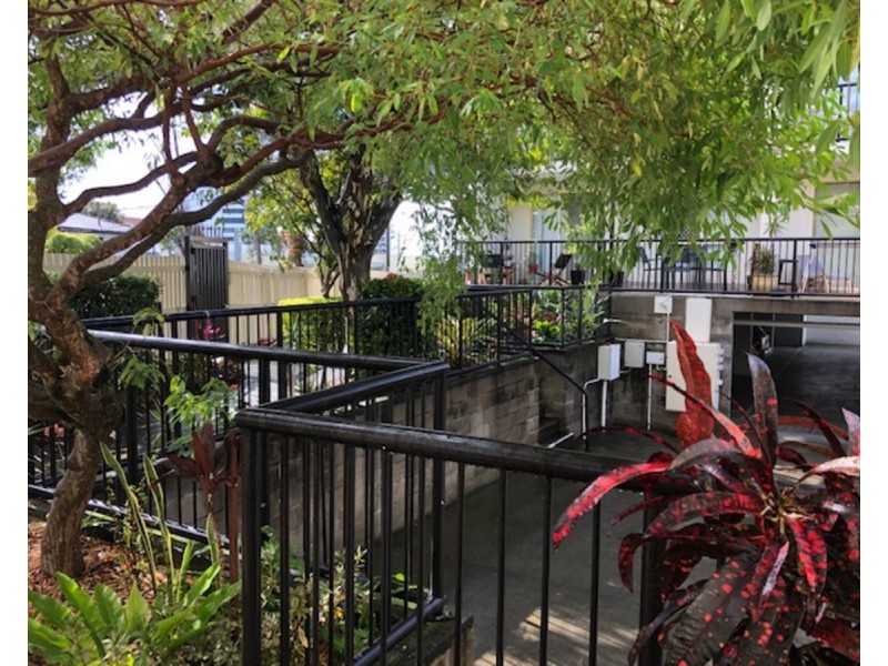27/63 Queen Street, Southport QLD 4215