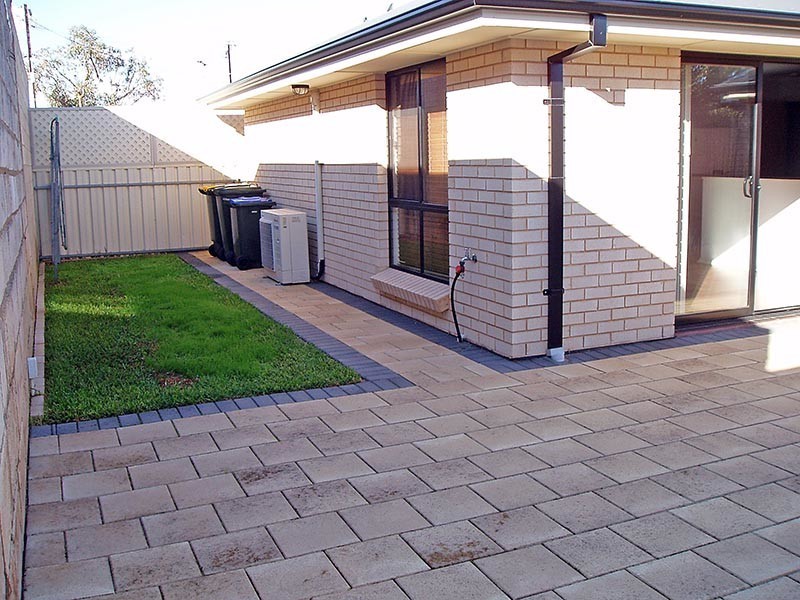 12 Oak Street, Royal Park SA 5014