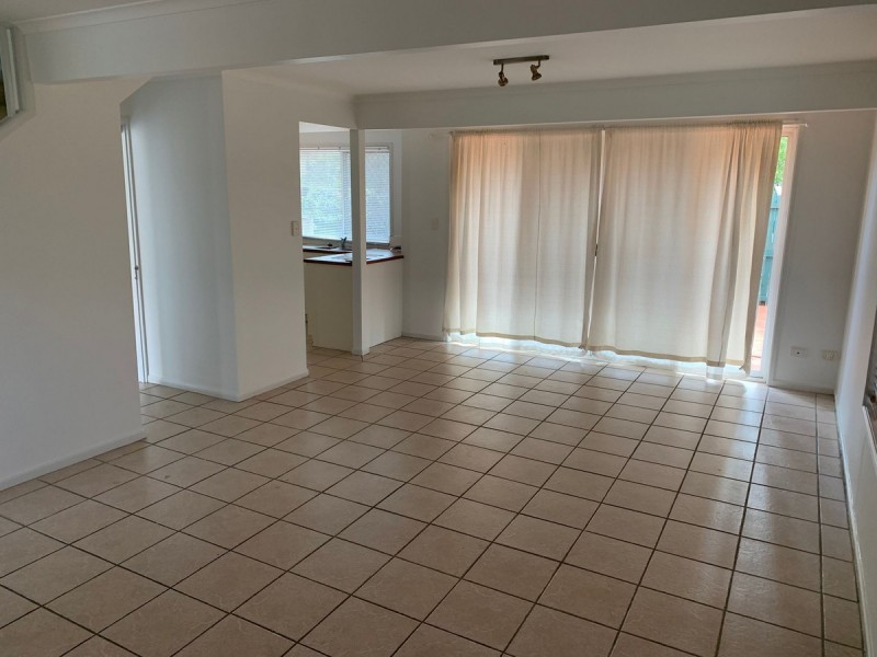 11/24 Gleneagles Avenue, Loganholme QLD 4129