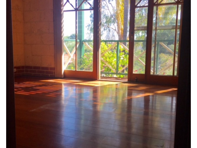 2A Hamilton Street, Subiaco WA 6008