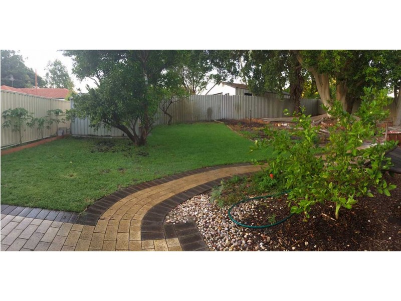52 Connaught Street, Forrestfield WA 6058