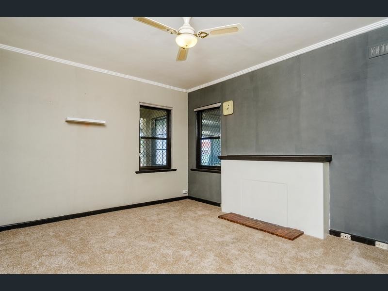 3 Rollands Street, Woodville South SA 5011