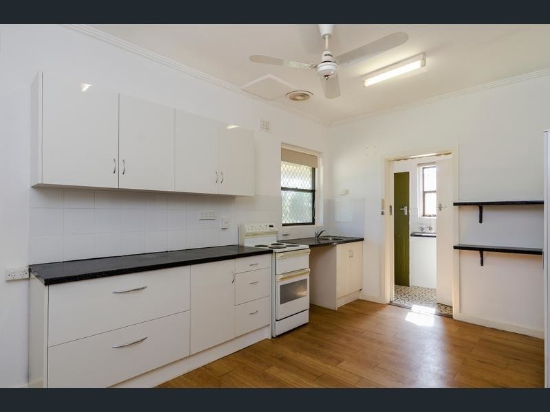 3 Rollands Street, Woodville South SA 5011