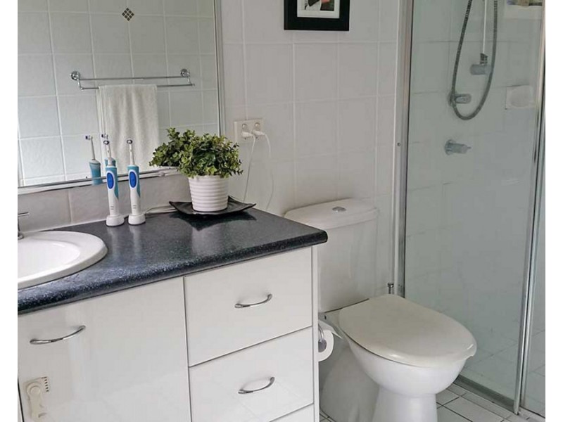 9 Muirfield Place, Robina QLD 4226