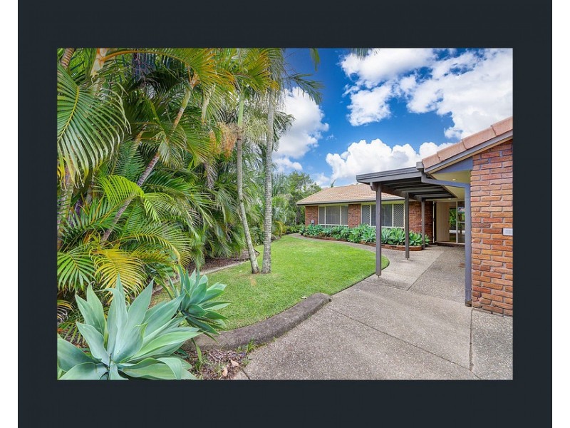 9 Muirfield Place, Robina QLD 4226