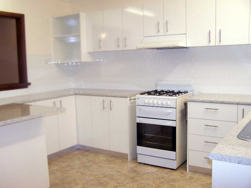 5 Huon Crescent, Dampier WA 6713