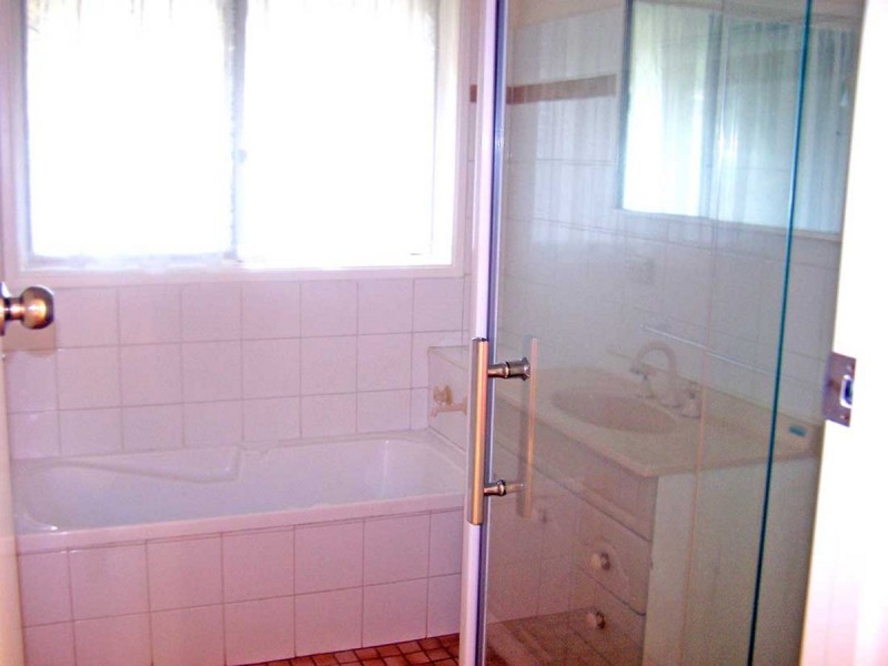 5 Huon Crescent, Dampier WA 6713