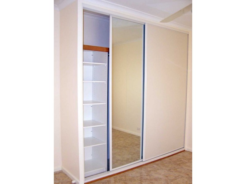 5 Huon Crescent, Dampier WA 6713