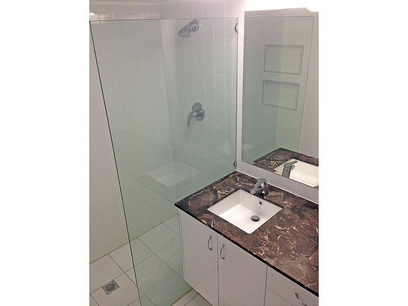 4F/10 Marine Parade, Southport QLD 4215