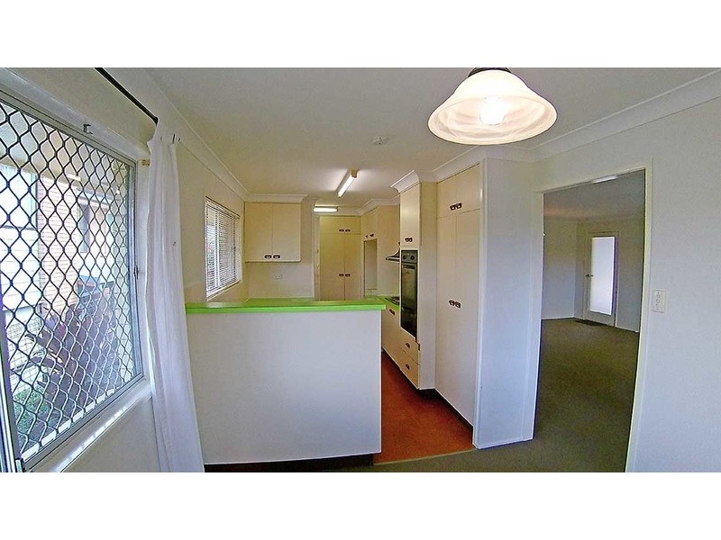 6 Bunowen Street, Ferny Grove QLD 4055