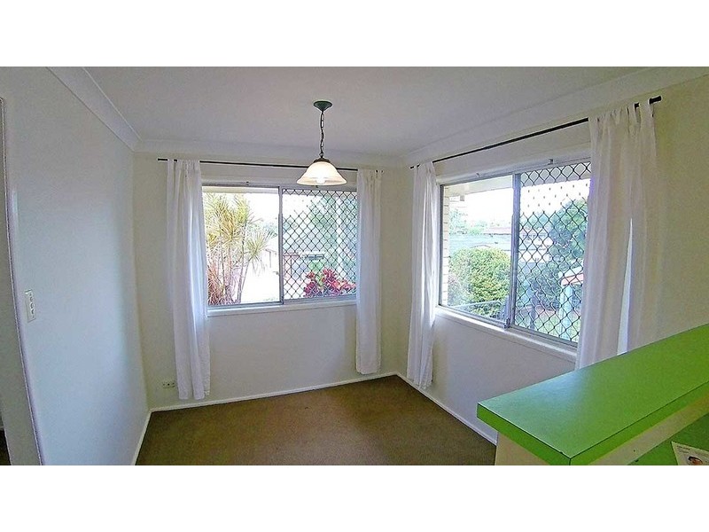 6 Bunowen Street, Ferny Grove QLD 4055