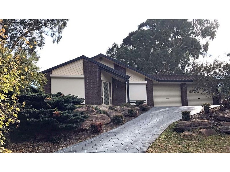 4 Woodland Grove, Aberfoyle Park SA 5159