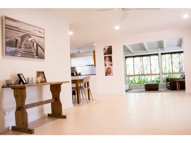 23 Dayspring Street, Sunrise Beach QLD 4567