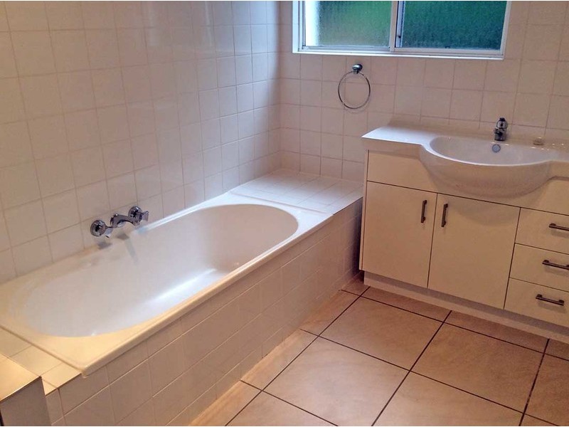 15 Columbus Court, Sunrise Beach QLD 4567