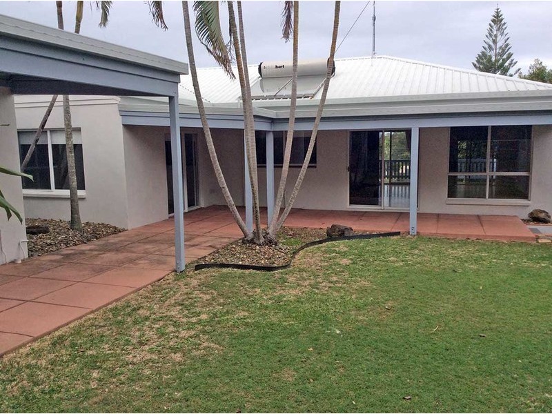 15 Columbus Court, Sunrise Beach QLD 4567