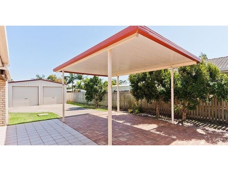 40 Tristania Crescent, Urangan QLD 4655
