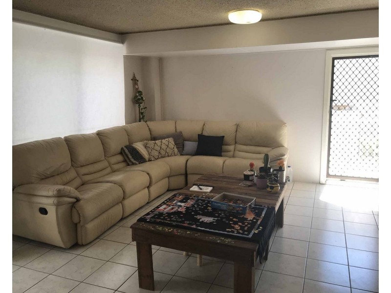 2/23 Petrel Street, Mermaid Beach QLD 4218