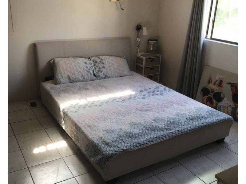 2/23 Petrel Street, Mermaid Beach QLD 4218