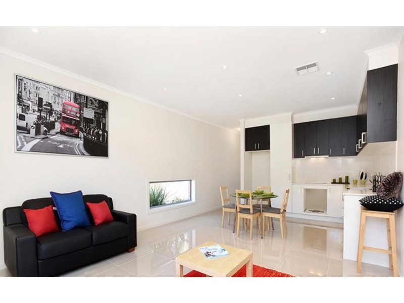 2/8 Kitto Crescent, Aldinga Beach SA 5173