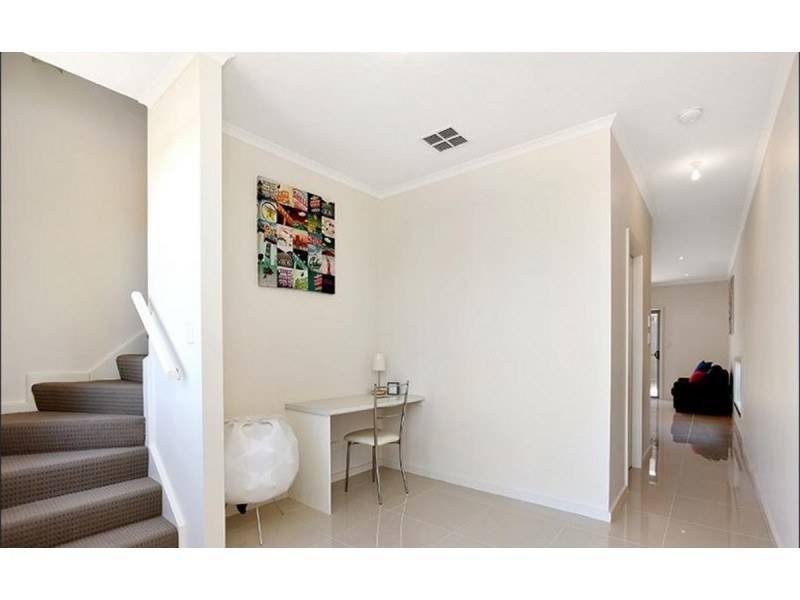 2/8 Kitto Crescent, Aldinga Beach SA 5173