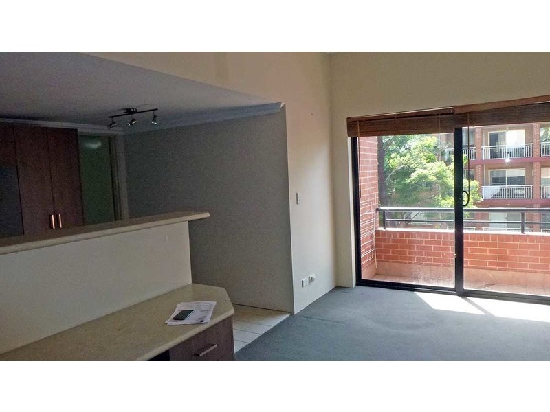 10/16 Gibbs Street, Miranda NSW 2228