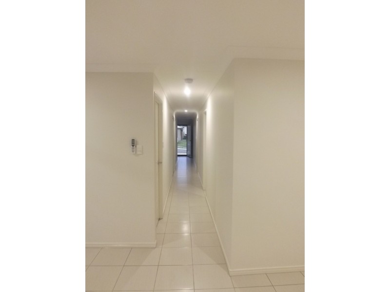 1/6 Melville Street, Brassall QLD 4305