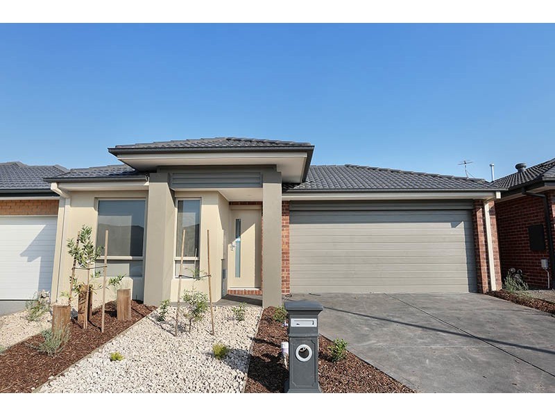 37 Barleygrass Crescent, Brookfield VIC 3338