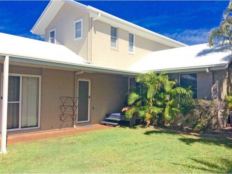 6 Lakedrive Crescent, Marcoola QLD 4564