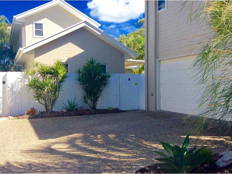 6 Lakedrive Crescent, Marcoola QLD 4564
