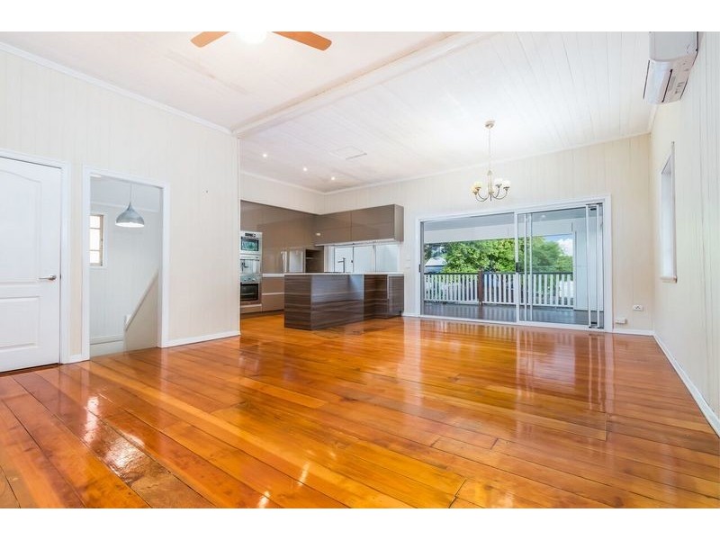 26 Devoy Street, Ashgrove QLD 4060