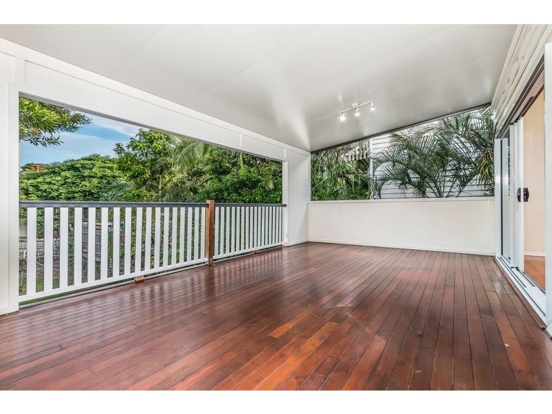 26 Devoy Street, Ashgrove QLD 4060
