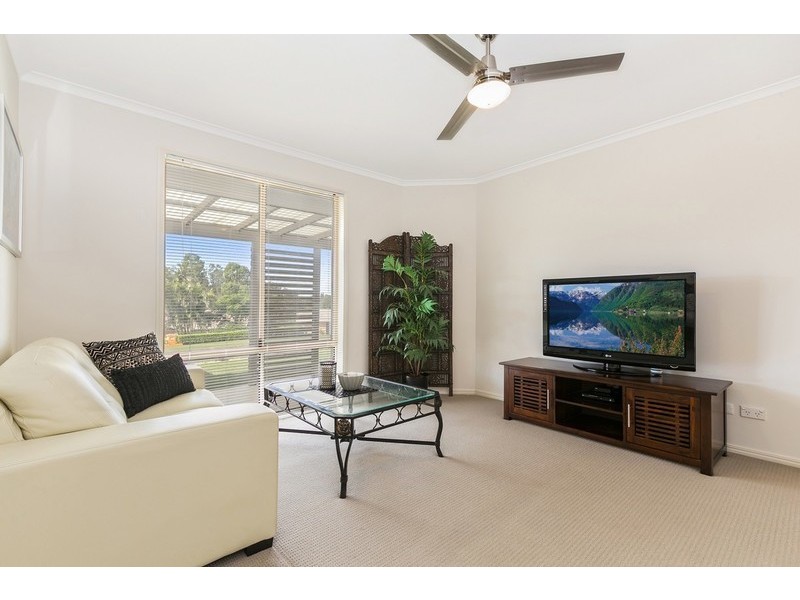 23 Hastings Crescent, Carrara QLD 4211