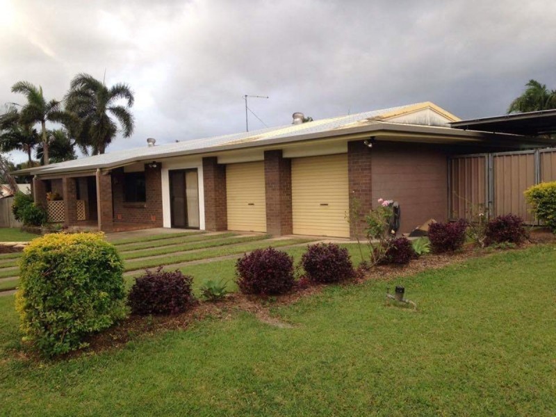 17 Lime Street, Mooroobool QLD 4870