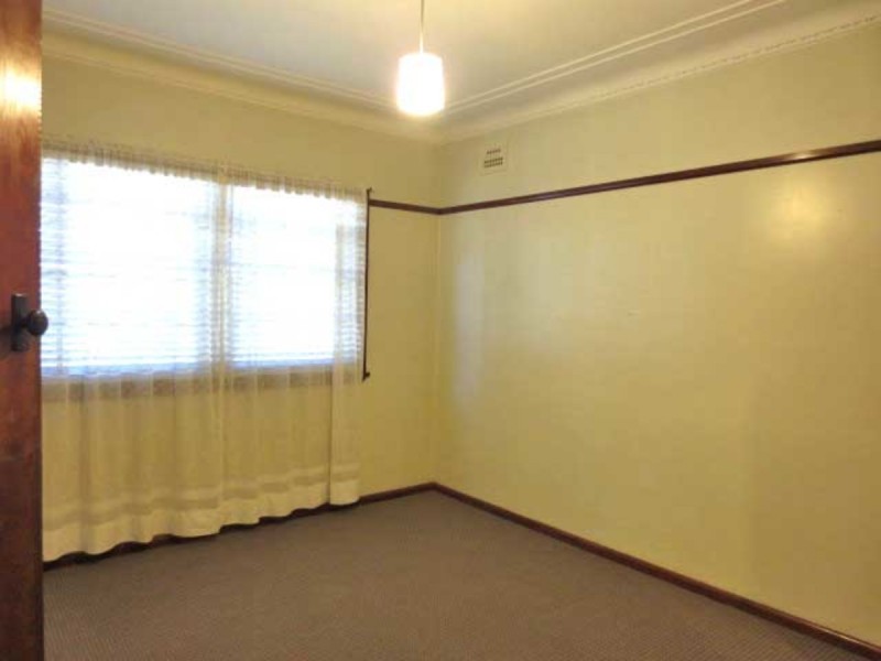 8 Orallo Avenue, Blacktown NSW 2148