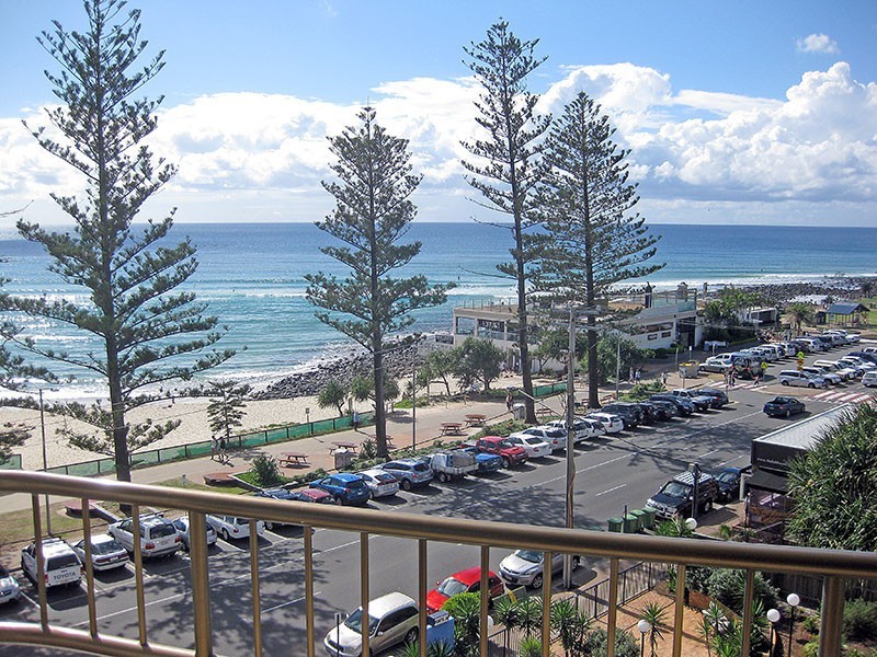 16/60 Goodwin Terrace, Burleigh Heads QLD 4220