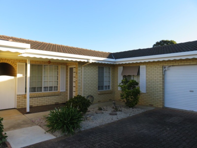 8/35 Dunrobin Road, Hove SA 5048