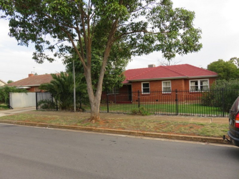 14 Mckinlay Street, Elizabeth Downs SA 5113